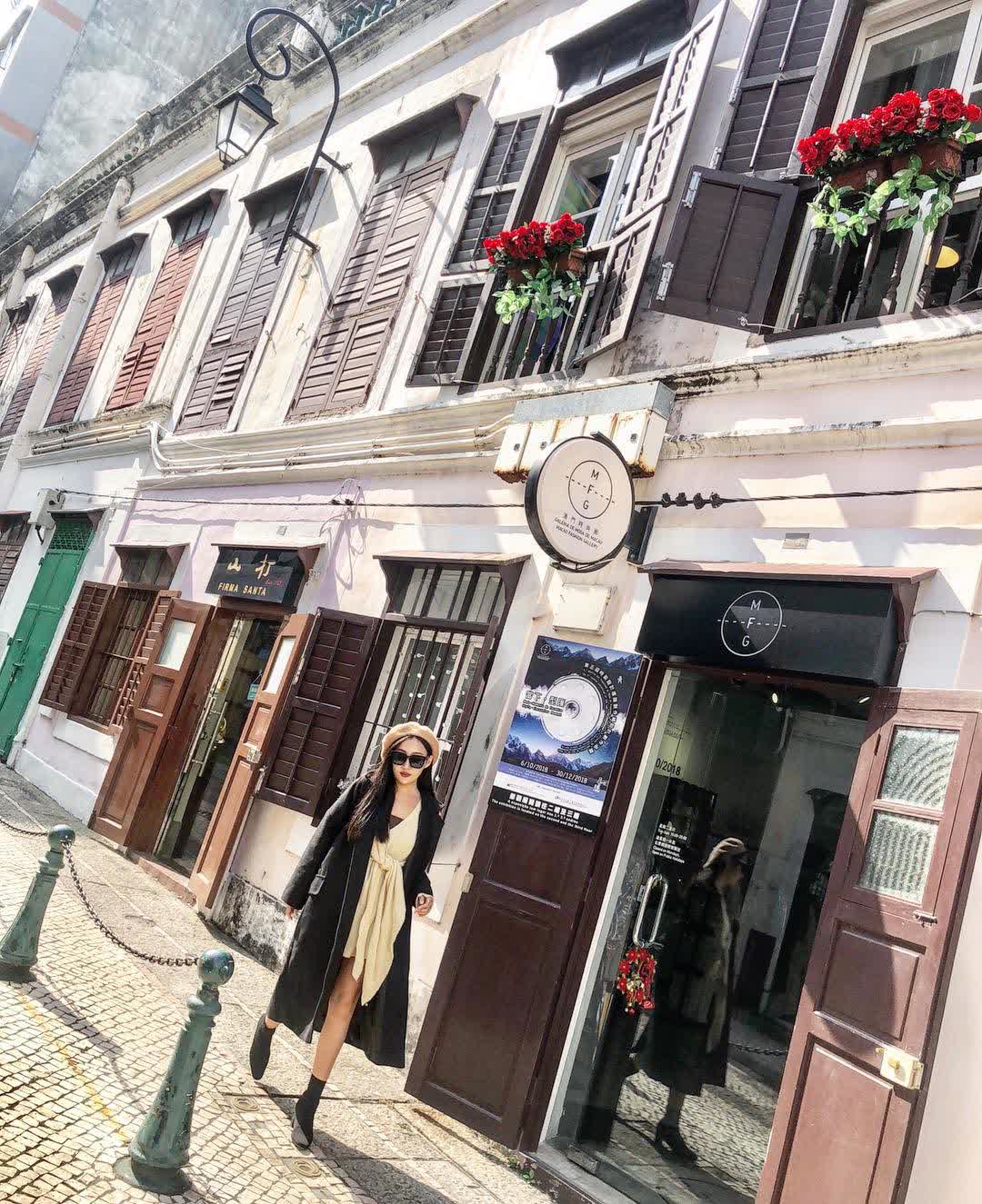 Macau Crazy Hall Slope Alley | 去趣 chicTrip