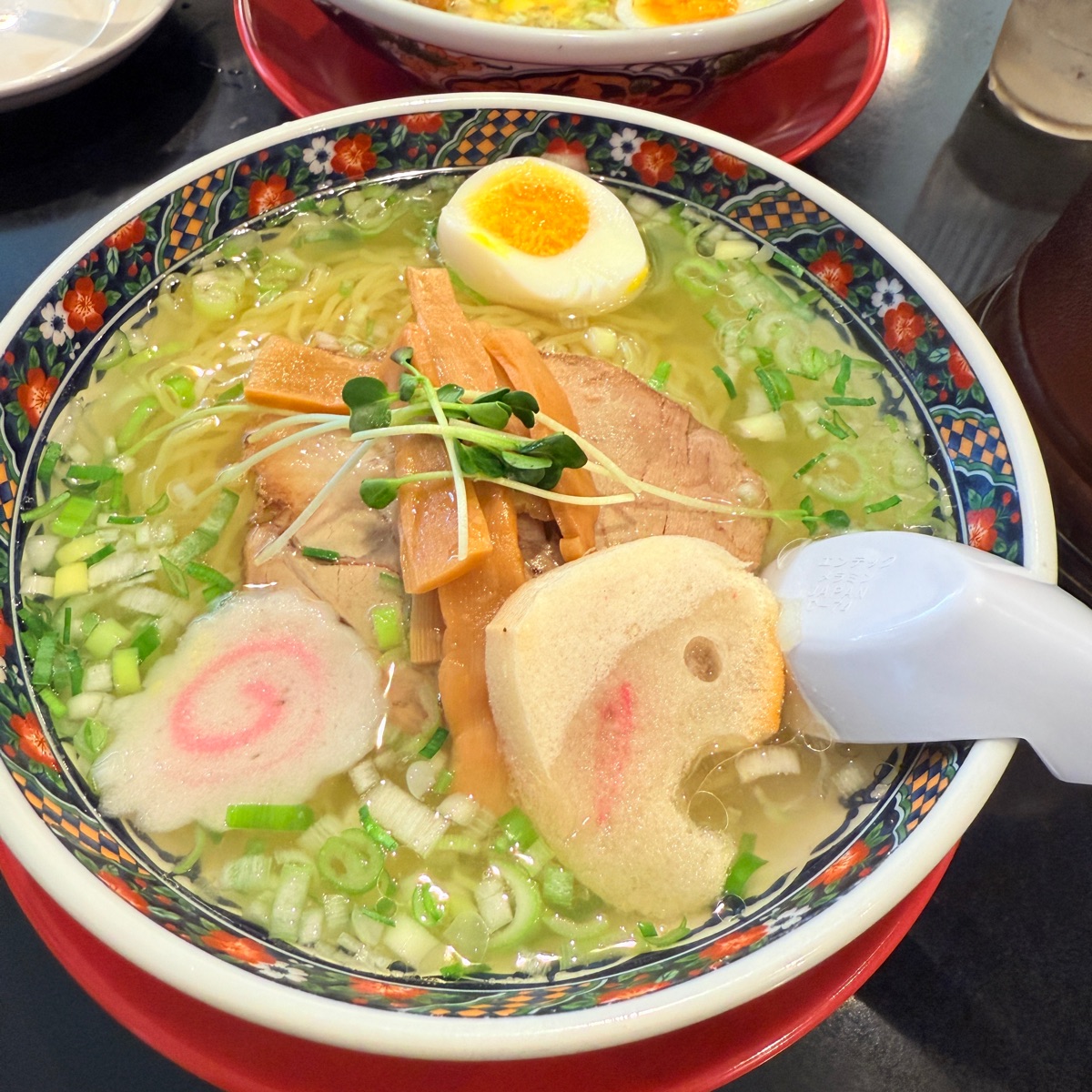 鹽拉麵 味彩 本店 | 去趣 chicTrip