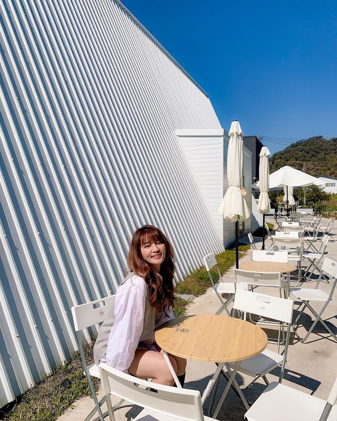 200 days咖啡 ｜ 自製司康 （寵物戶外雅座） | 去趣 chicTrip