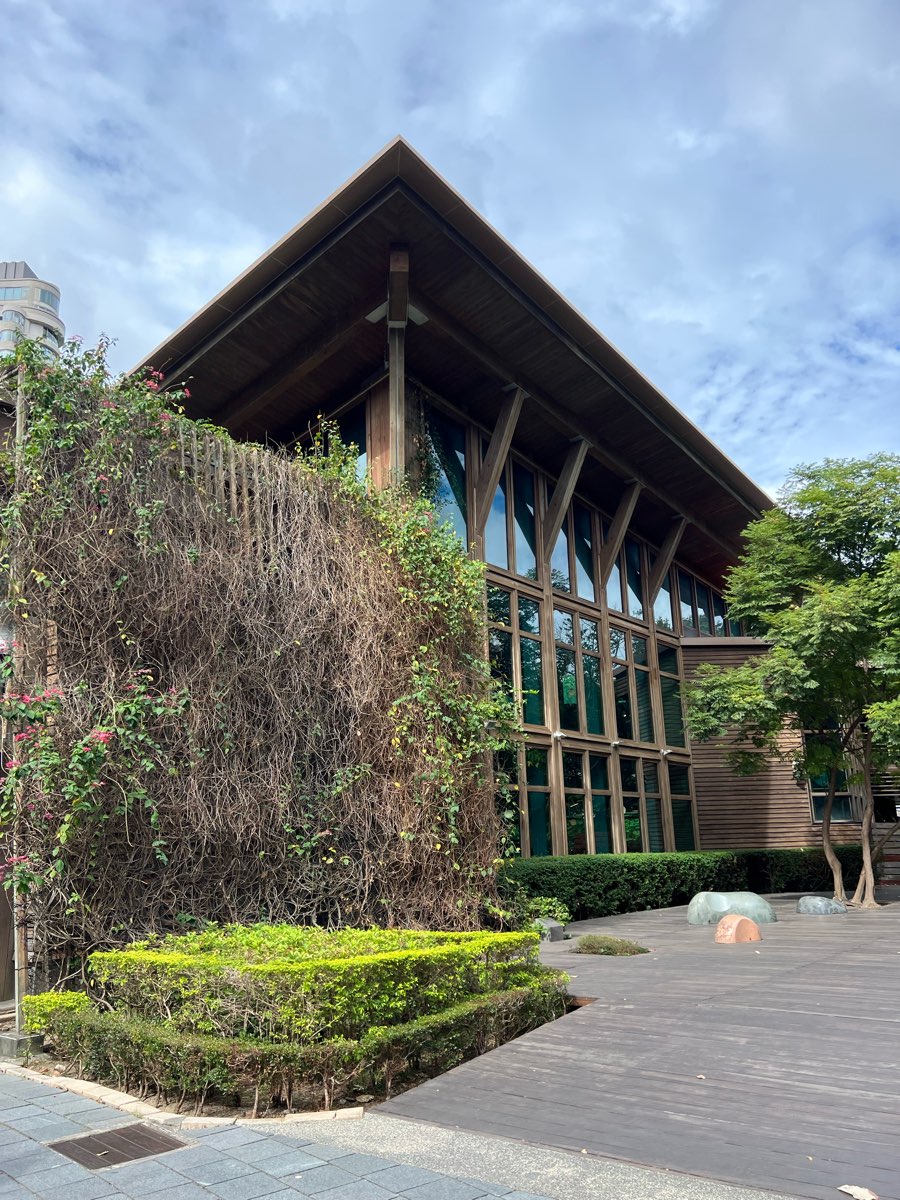 臺北市立圖書館 北投分館 | 去趣 chicTrip
