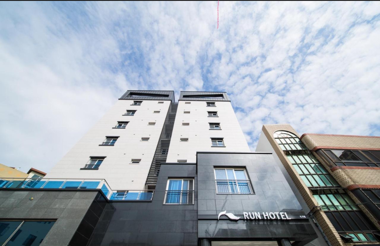 Run Hotel | 去趣 chicTrip