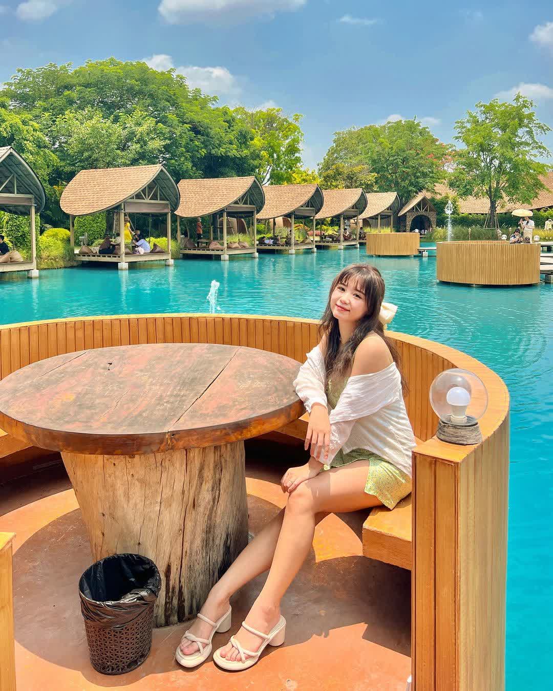 Bubble in the Forest Cafe | 去趣 chicTrip