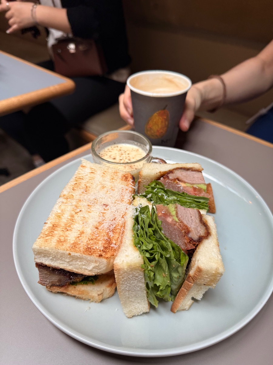 neel nakazakicho | 去趣 chicTrip