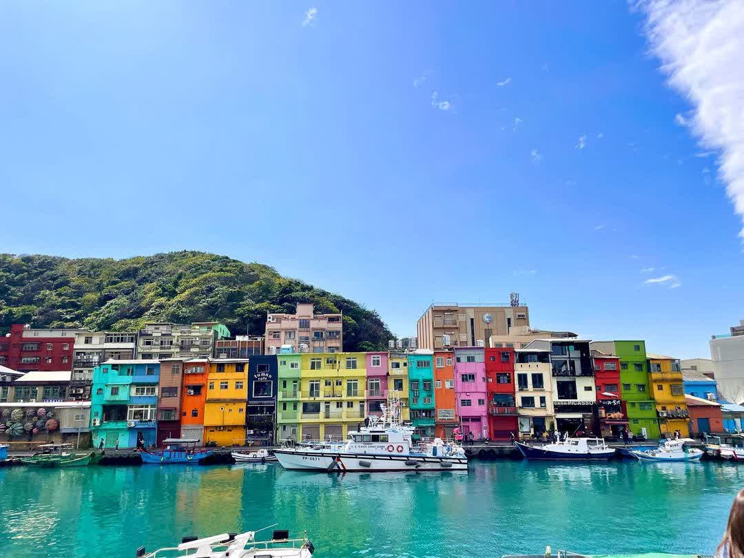 正濱漁港彩色街屋 | 去趣 chicTrip