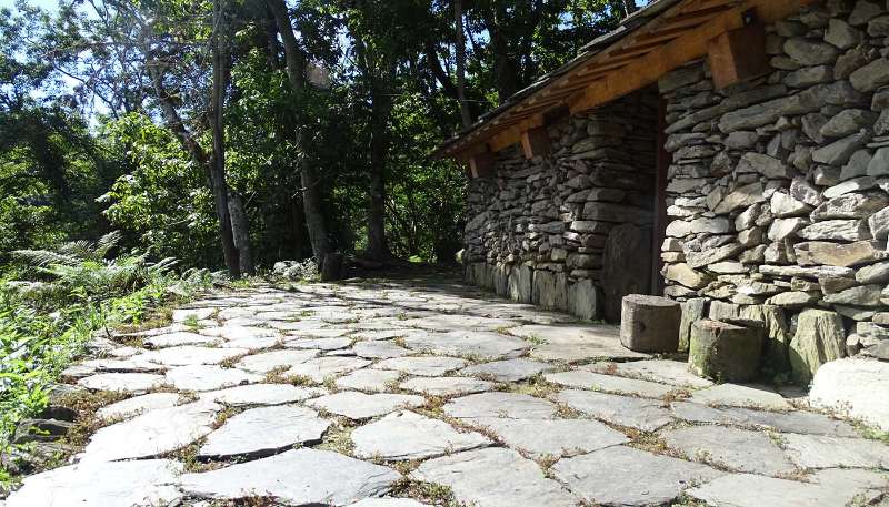 佳心舊社石板屋 | 去趣 chicTrip