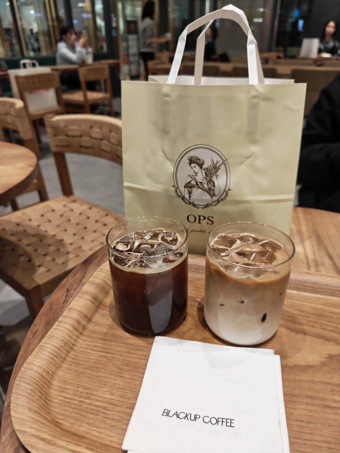 Blackup Coffee LOTTE Gwangbok | 去趣 chicTrip