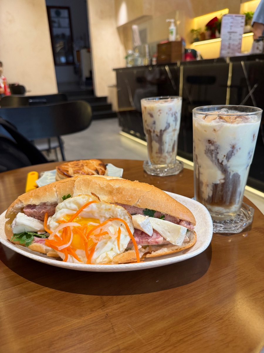 Grandma Vượng’s Charcuterie & Bánh Mì Bakery | 去趣 chicTrip