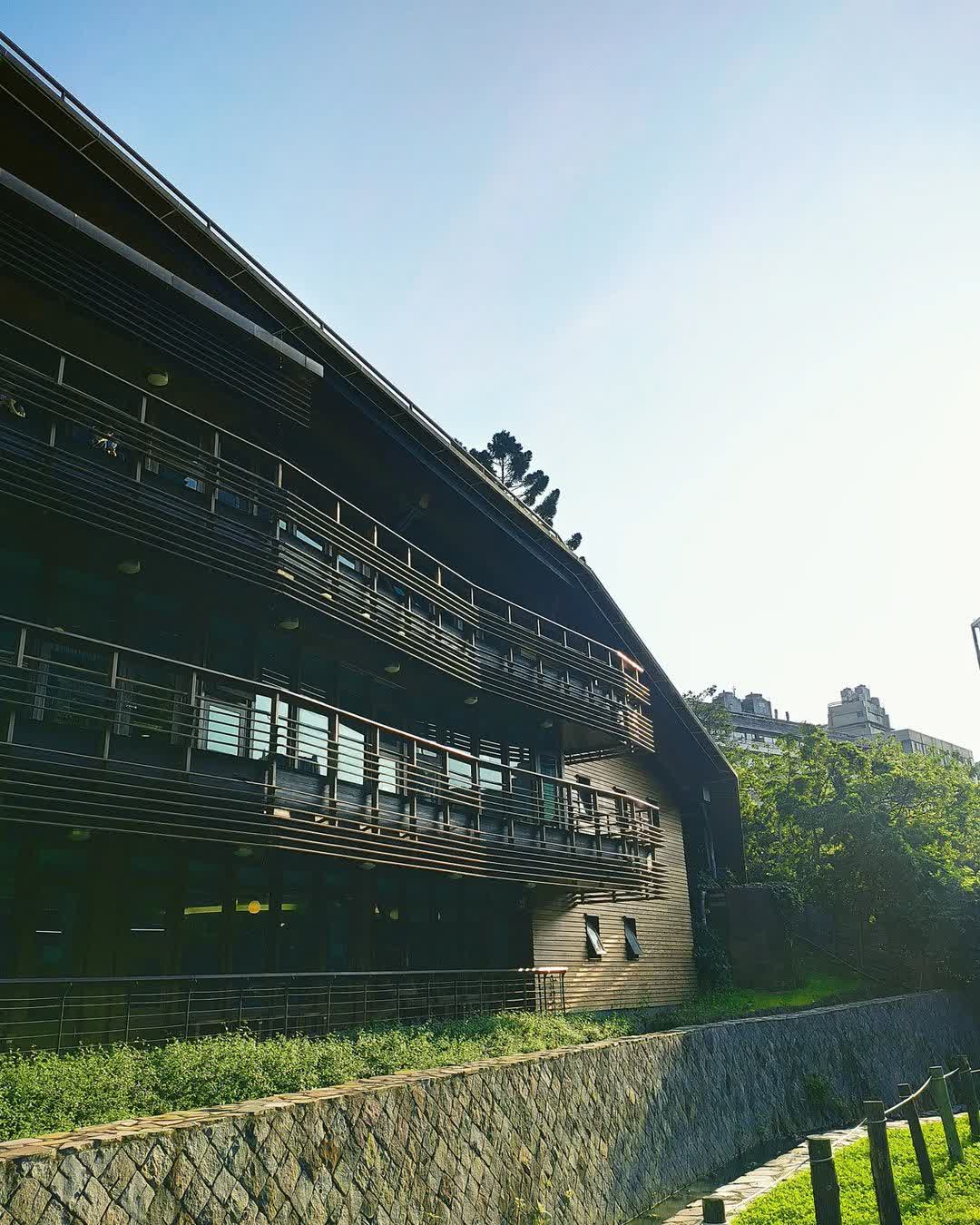 臺北市立圖書館 北投分館 | 去趣 chicTrip