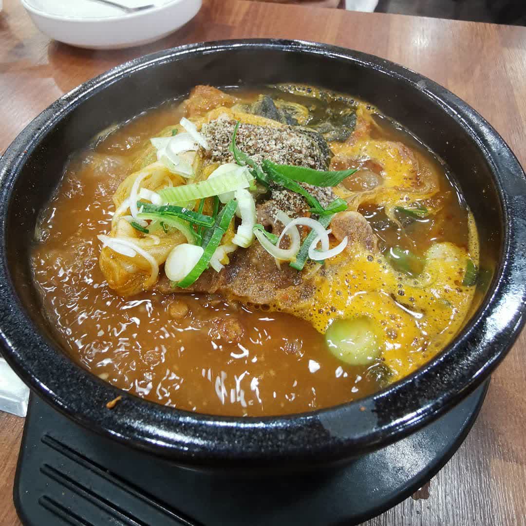 明洞元堂馬鈴薯排骨湯 | 去趣 chicTrip