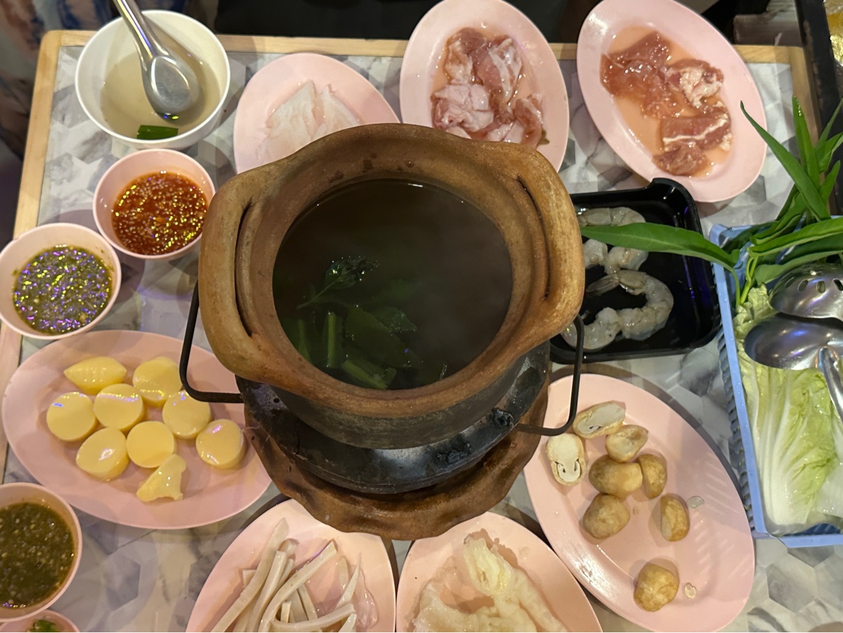 Mooyim JimJum Hotpot Restaurant | 去趣 chicTrip