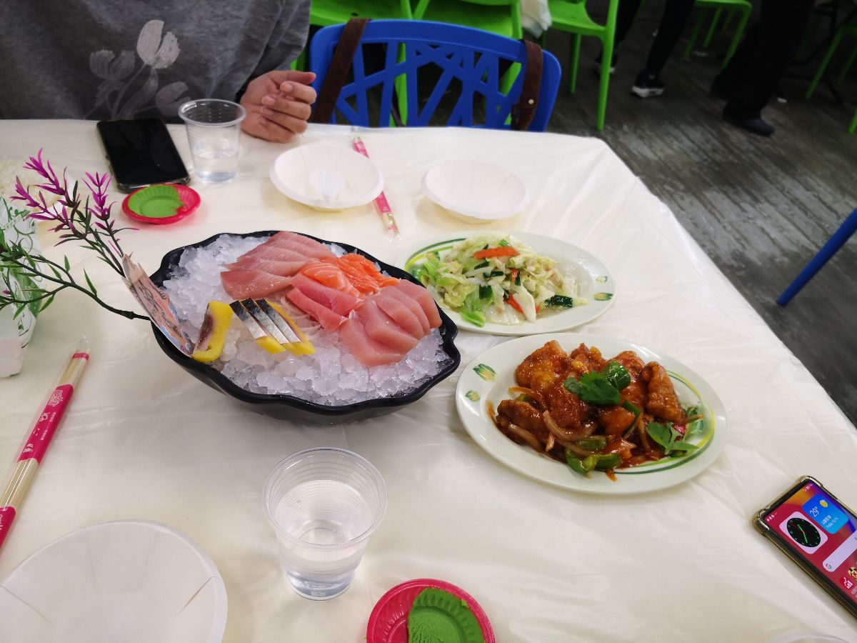 邱家生魚片-旗艦總店/Qiu