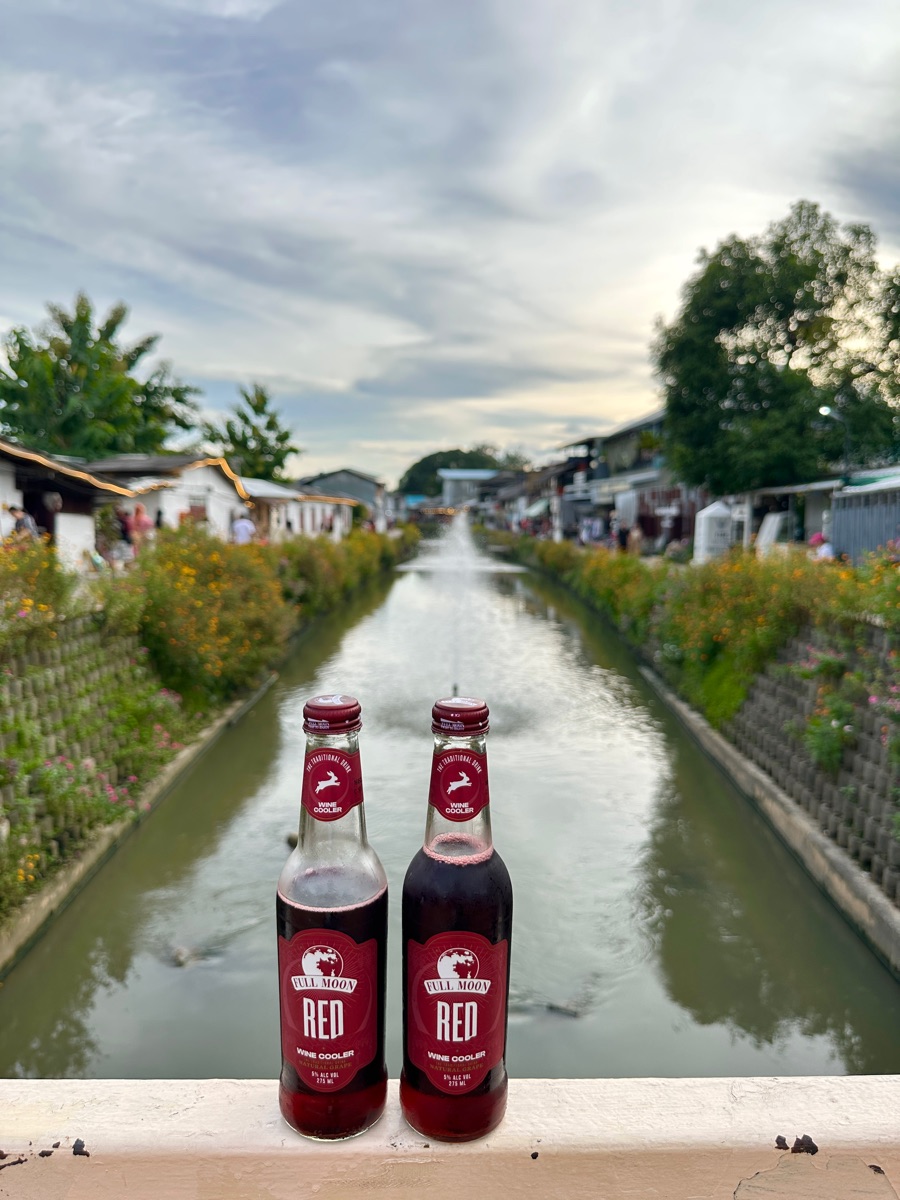 湄卡運河市集 (Mae Kha Canal) | 去趣 chicTrip