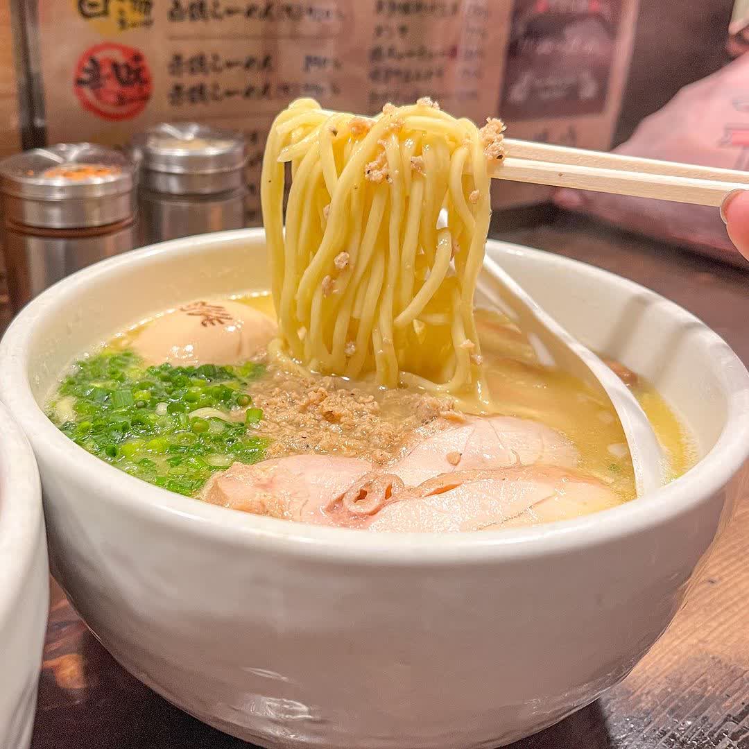 拉麵 雞之穴 | 去趣 chicTrip