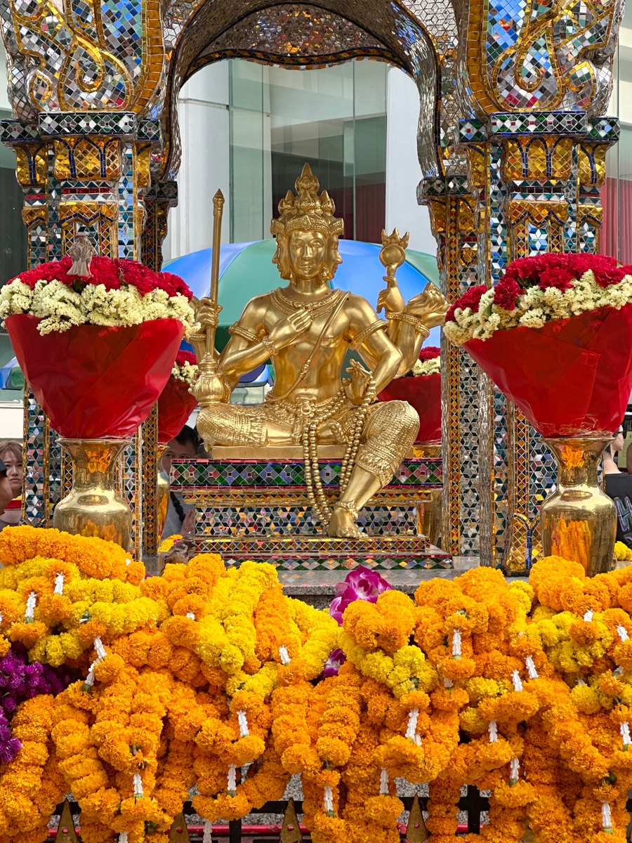 曼谷四面佛 (Thao Maha Brahma) | 去趣 chicTrip