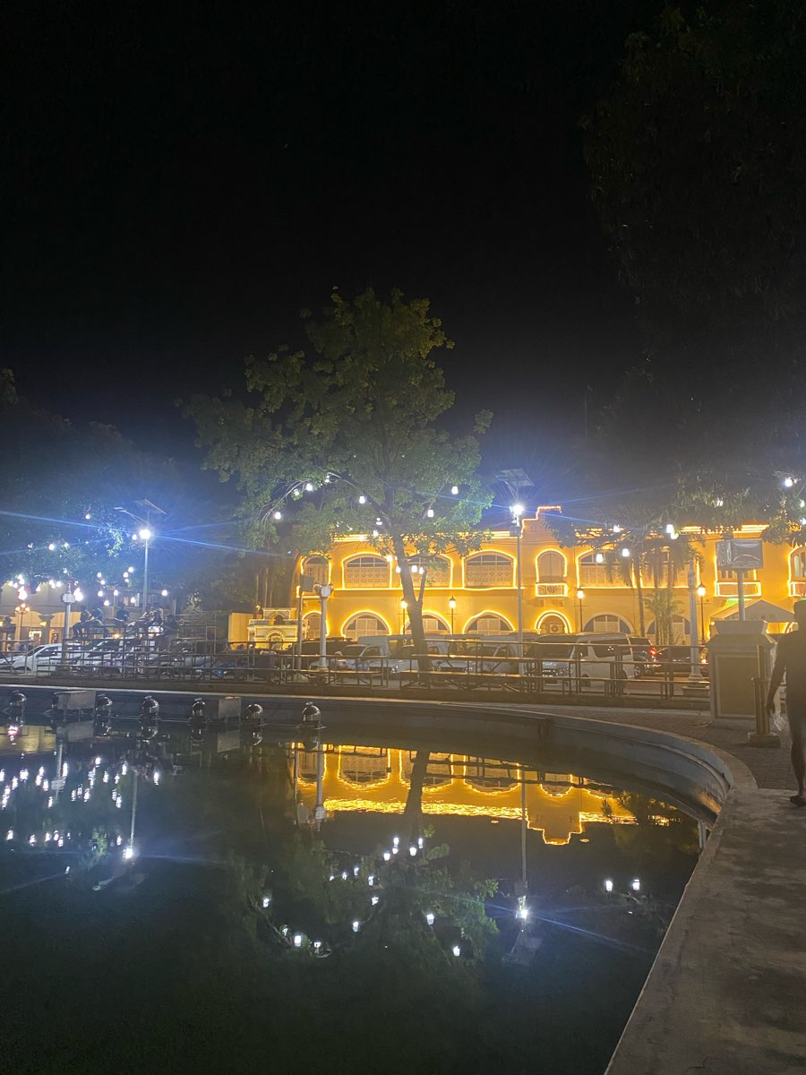 薩爾賽多廣場 (燈光水舞秀) | 去趣 chicTrip