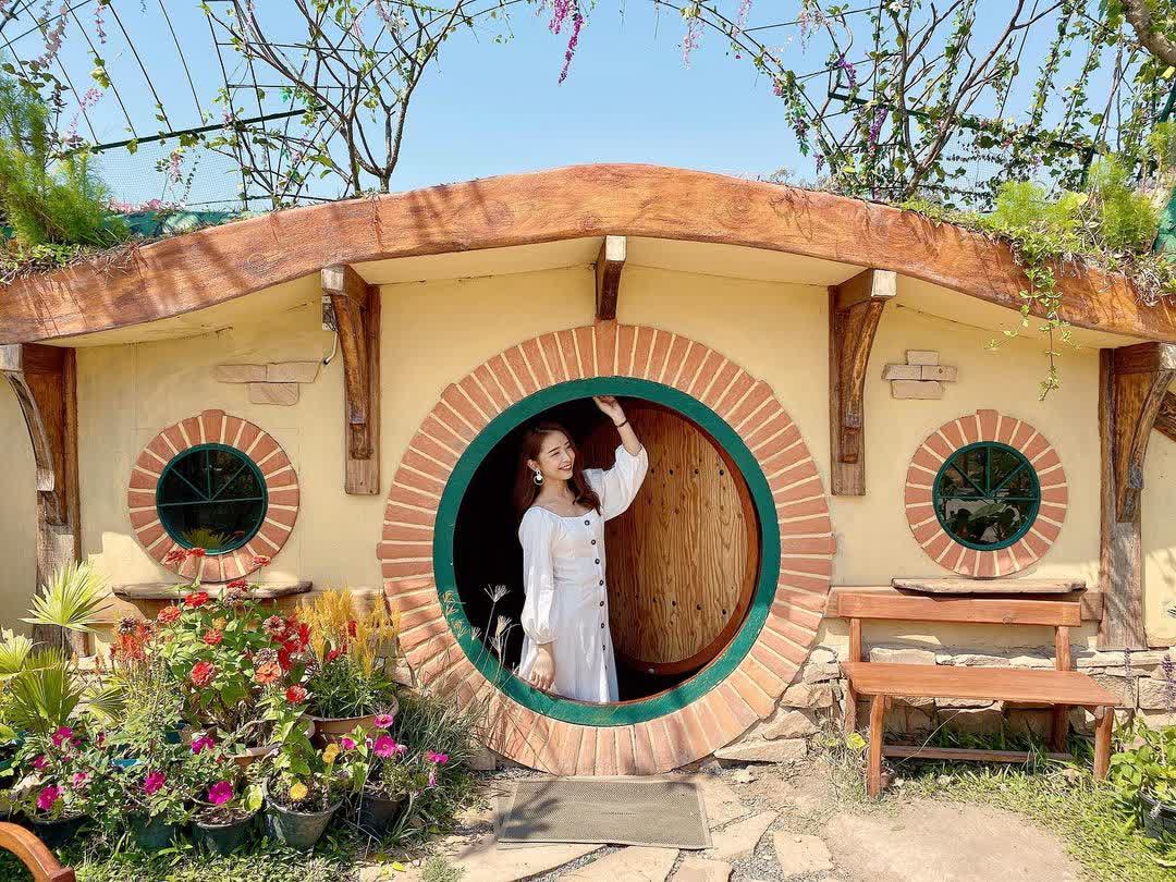 บ้านสวนน้อย Baan Suan Noi Wonderland Hobbit | 去趣 chicTrip