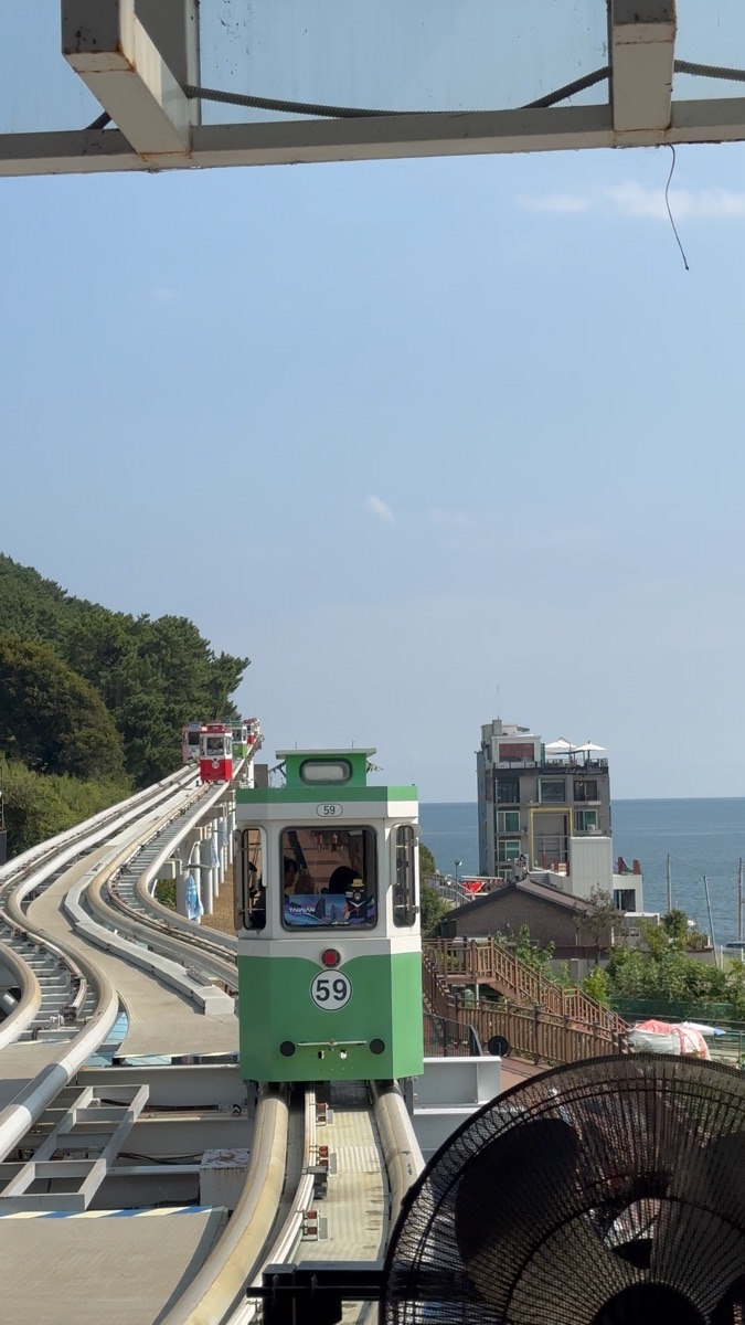 海雲台藍線公園 尾浦站 | 去趣 chicTrip