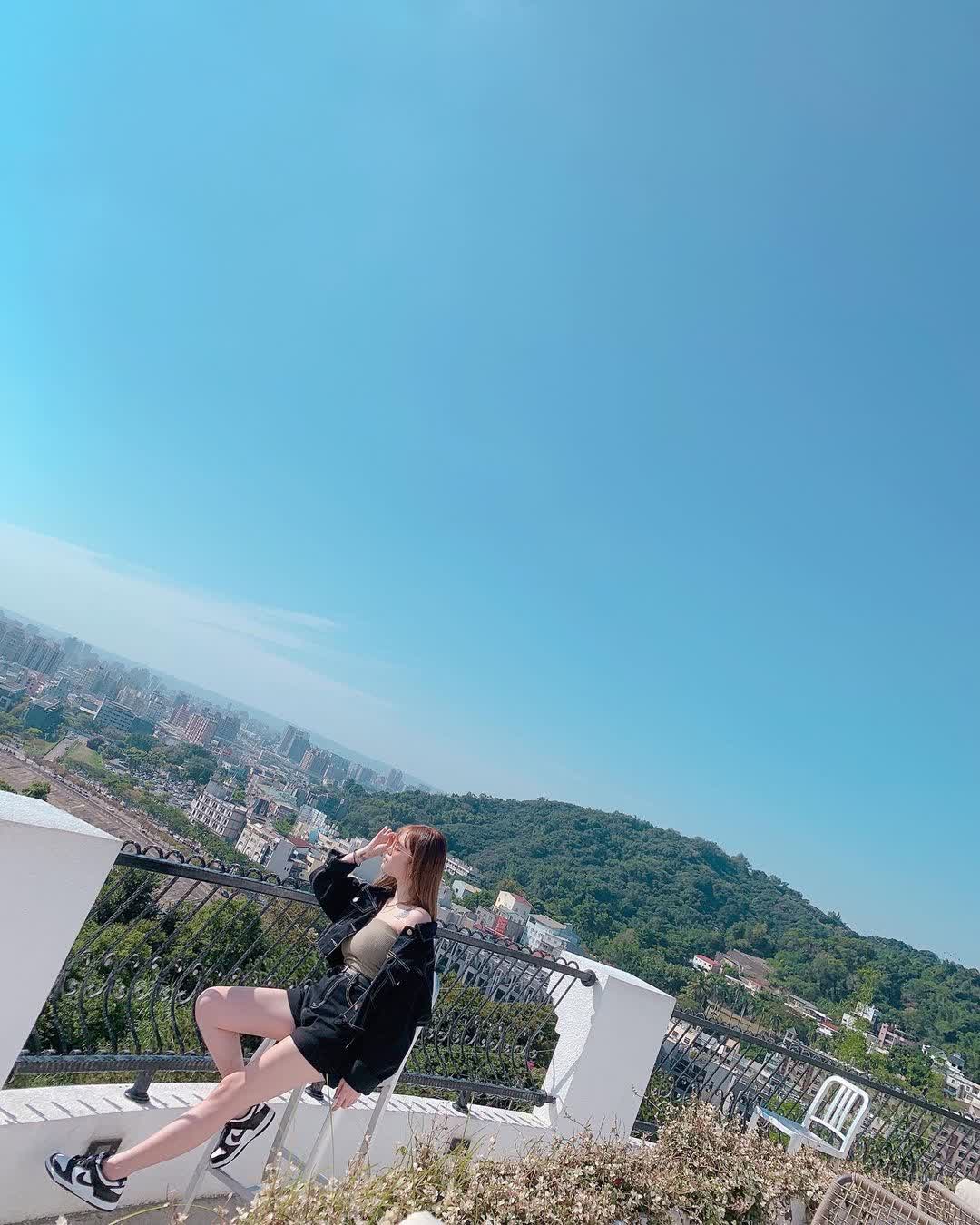 眺高 STAY WITH MOUNTAIN-台中景點 大坑景點 美食推薦 台中景觀餐廳 夜景餐廳 場地租借 慶生派對 咖啡廳 義式料理餐廳 | 去趣 chicTrip