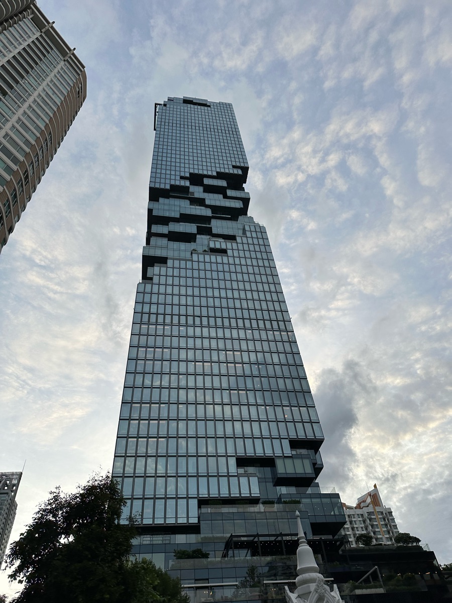 王權瑪哈納功大廈 | 去趣 chicTrip