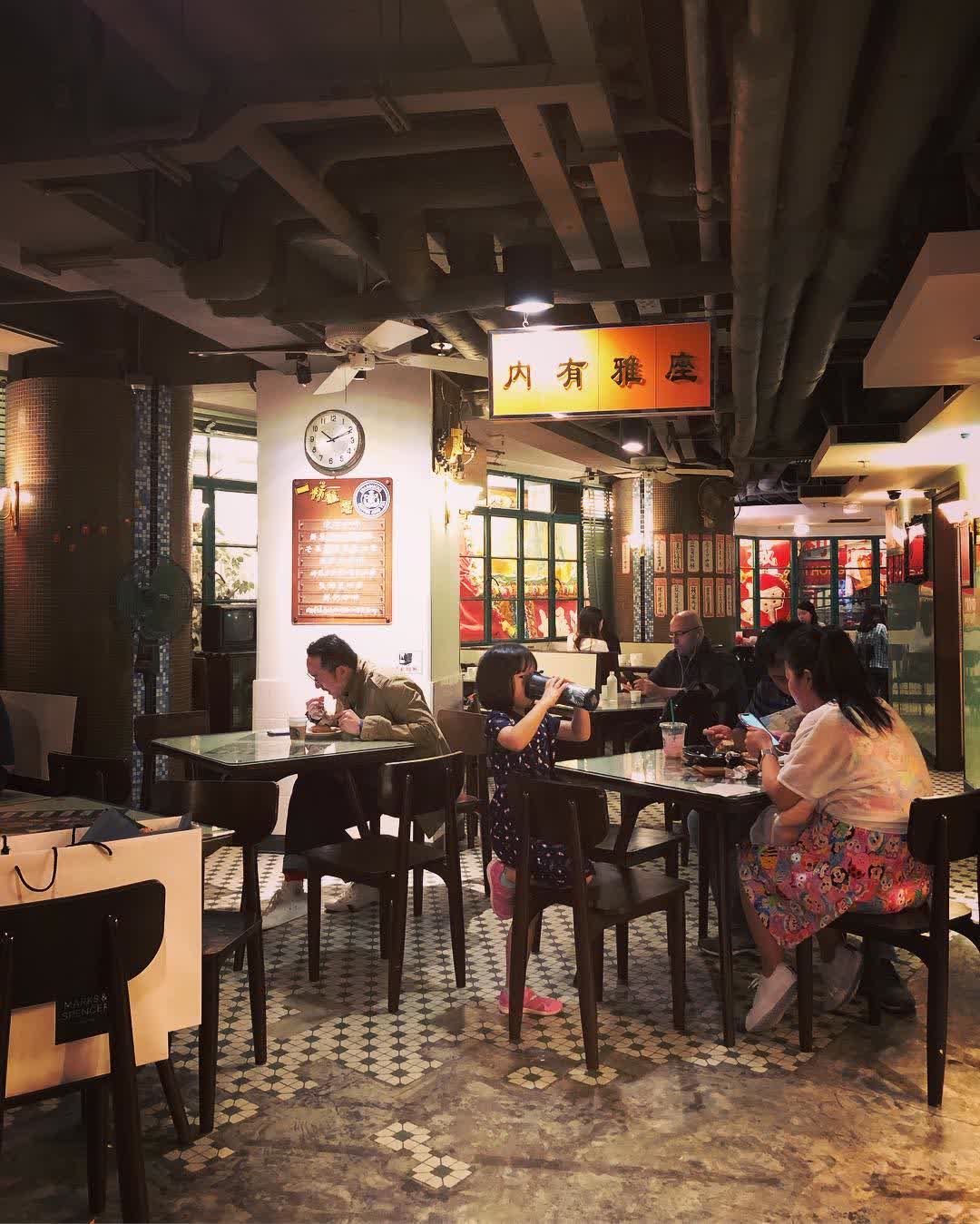 都爹利街石階及煤氣燈 | 去趣 chicTrip