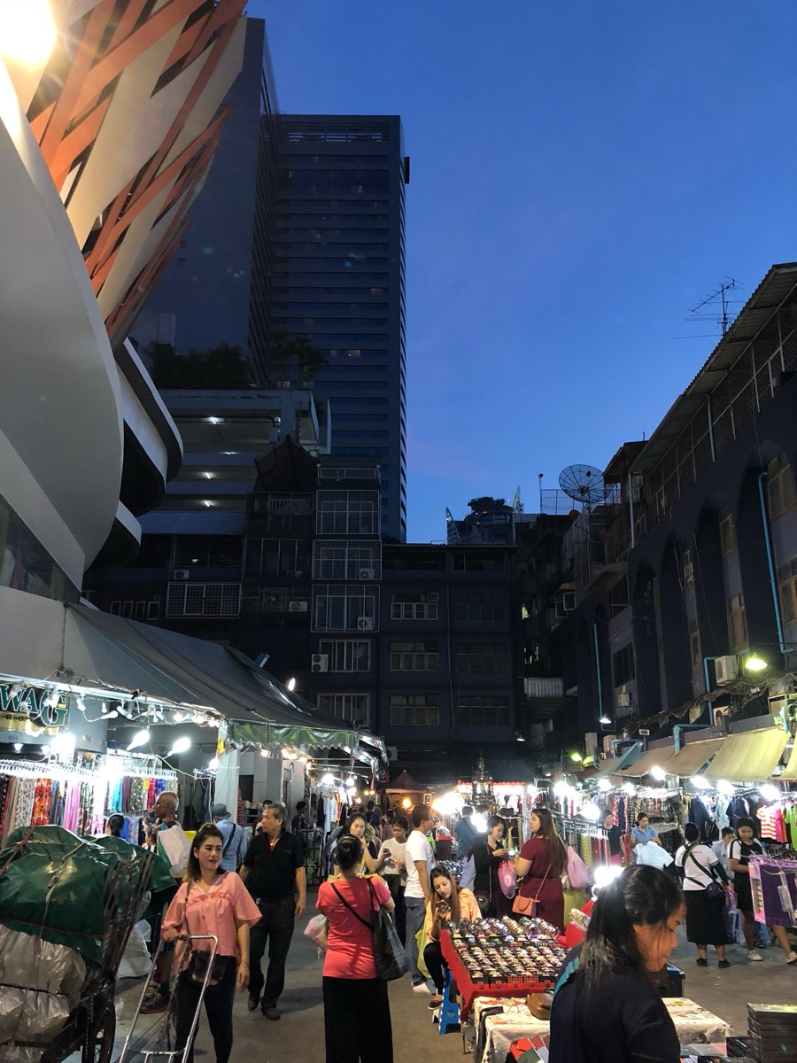 水門市場 (Pratunam Market) | 去趣 chicTrip