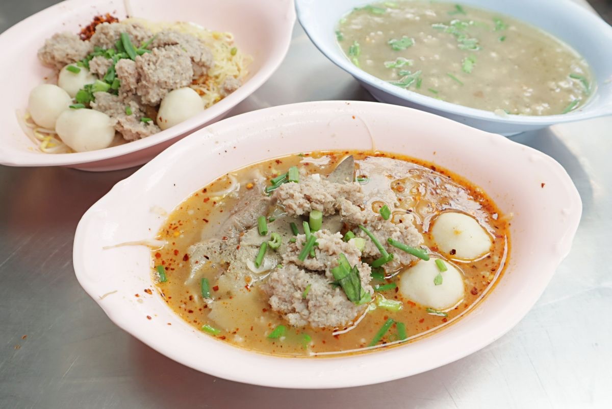Rung Rueang Pork Noodles | 去趣 chicTrip