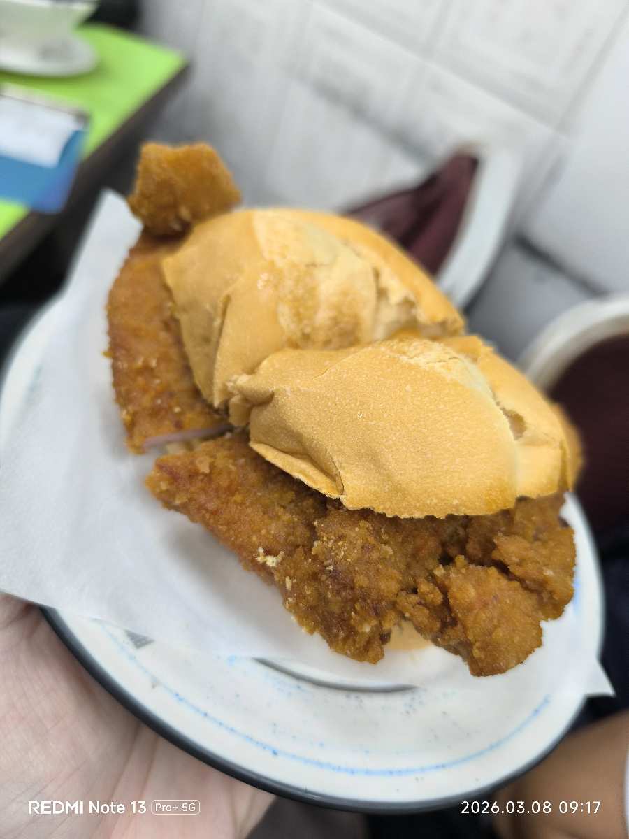 勝利茶餐室 | 去趣 chicTrip