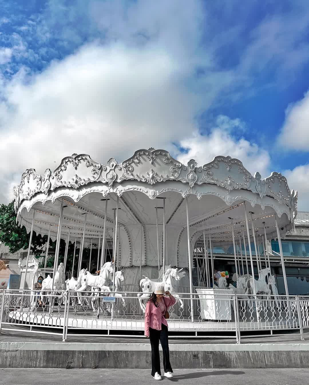 棧貳庫旋轉木馬 | 去趣 chicTrip