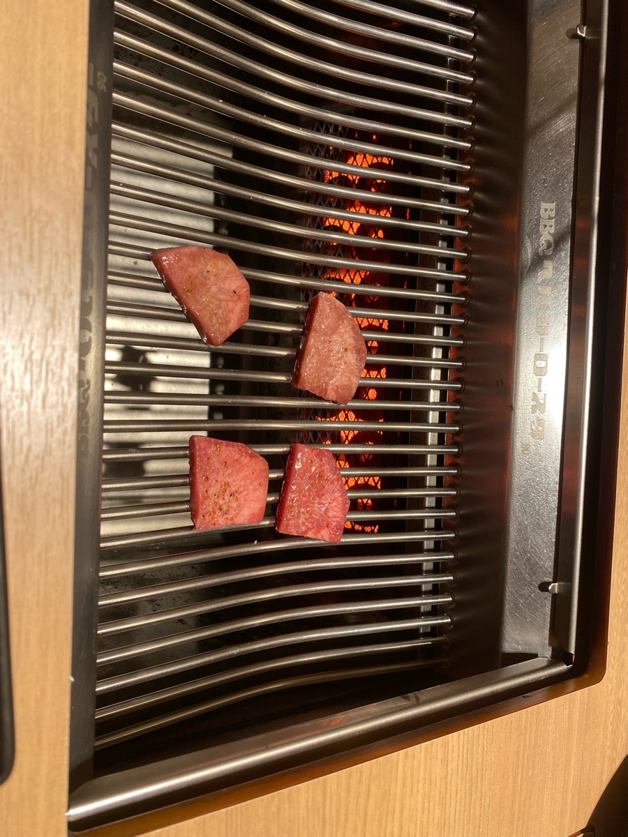 燒肉 琉球之牛 那霸國際通（3F） | 去趣 chicTrip