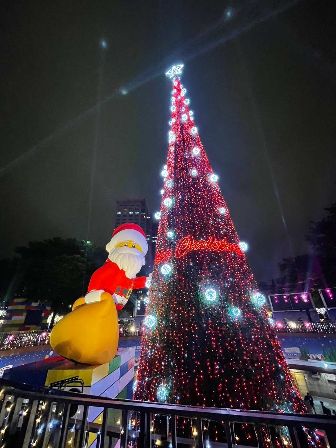 板橋車站站前廣場 | 去趣 chicTrip