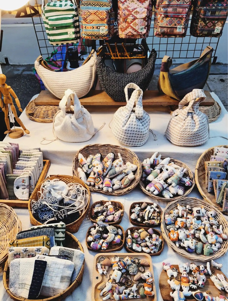 Wua Lai Walking Street Saturday Market | 去趣 chicTrip