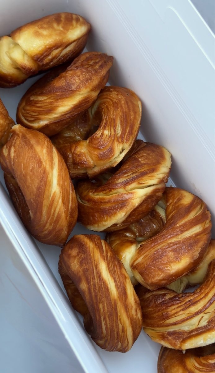 奮起湖現烤甜甜圈.百年檜木甜甜圈 | 去趣 chicTrip