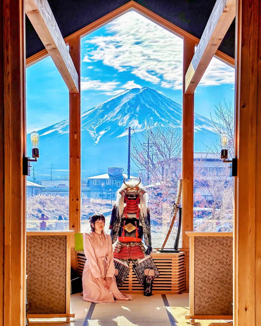 餺飥蔵 歩成 河口湖店