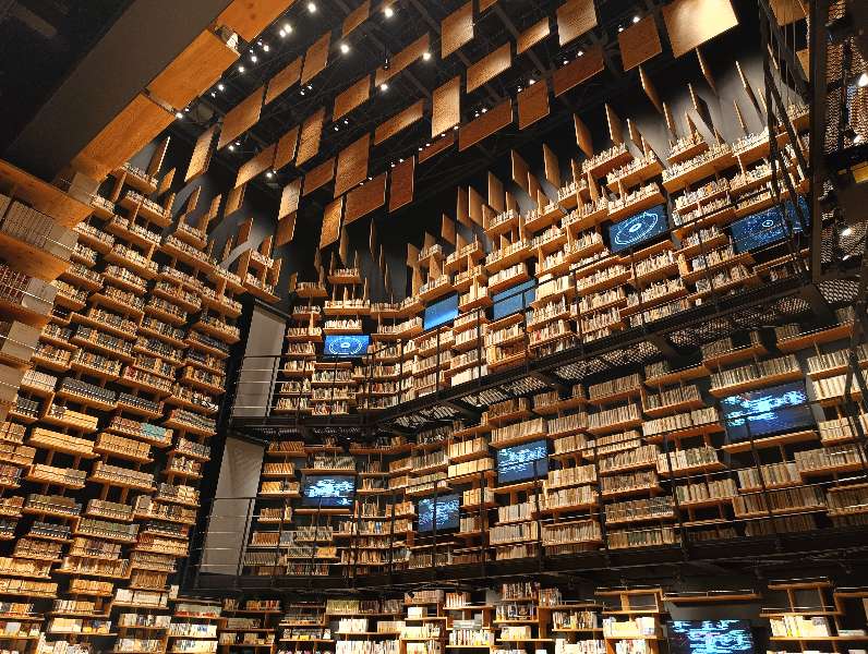 角川武藏野博物館 | 去趣 chicTrip