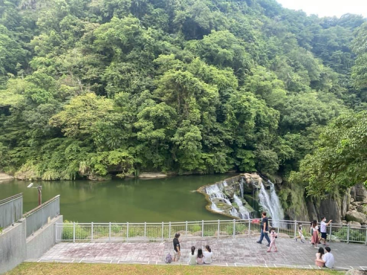 十分瀑布公園 | 去趣 chicTrip