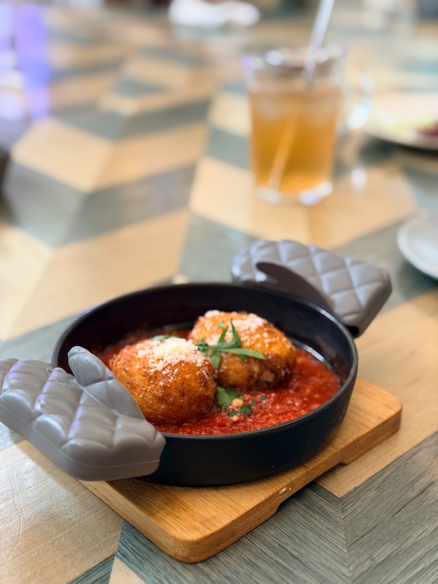 The Front Room Deli Restaurant Marunouchi | 去趣 chicTrip