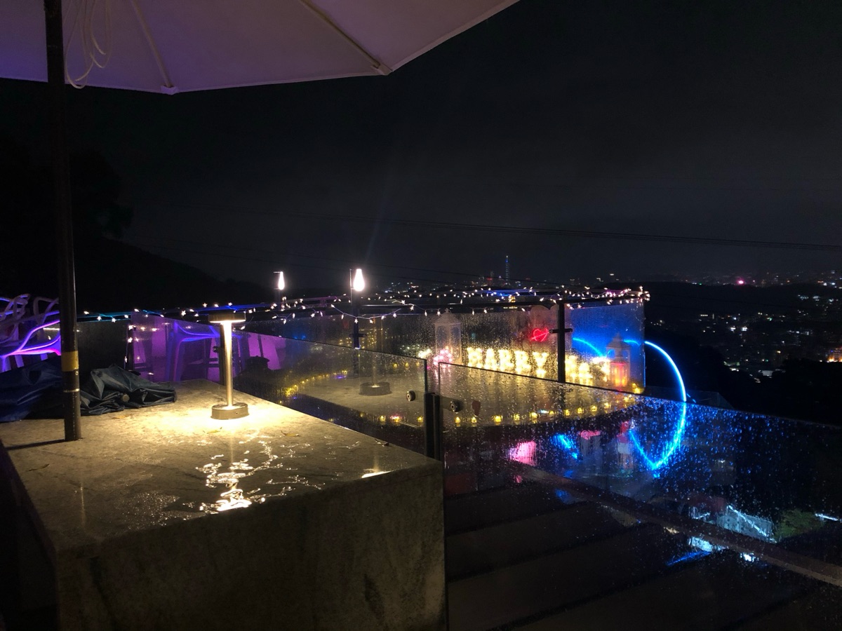 草山夜未眠景觀餐廳 | 去趣 chicTrip