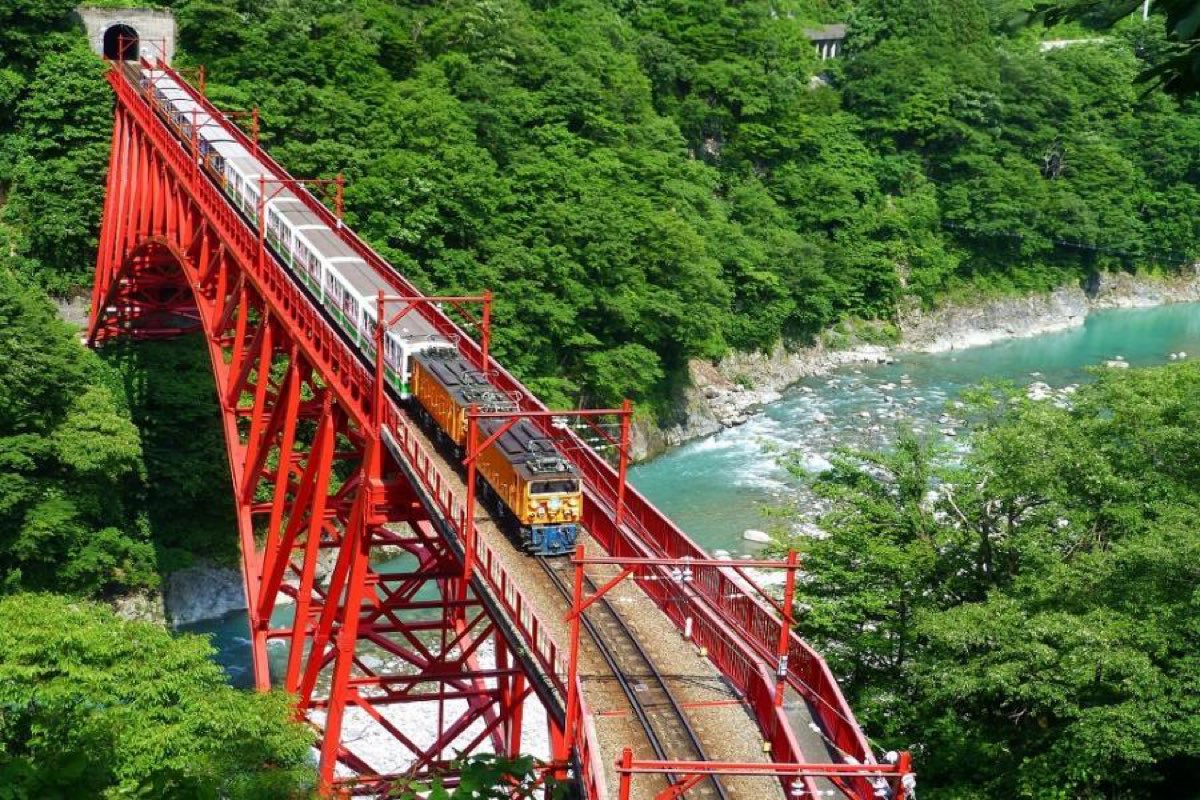 黑部峽谷觀光火車 | 去趣 chicTrip