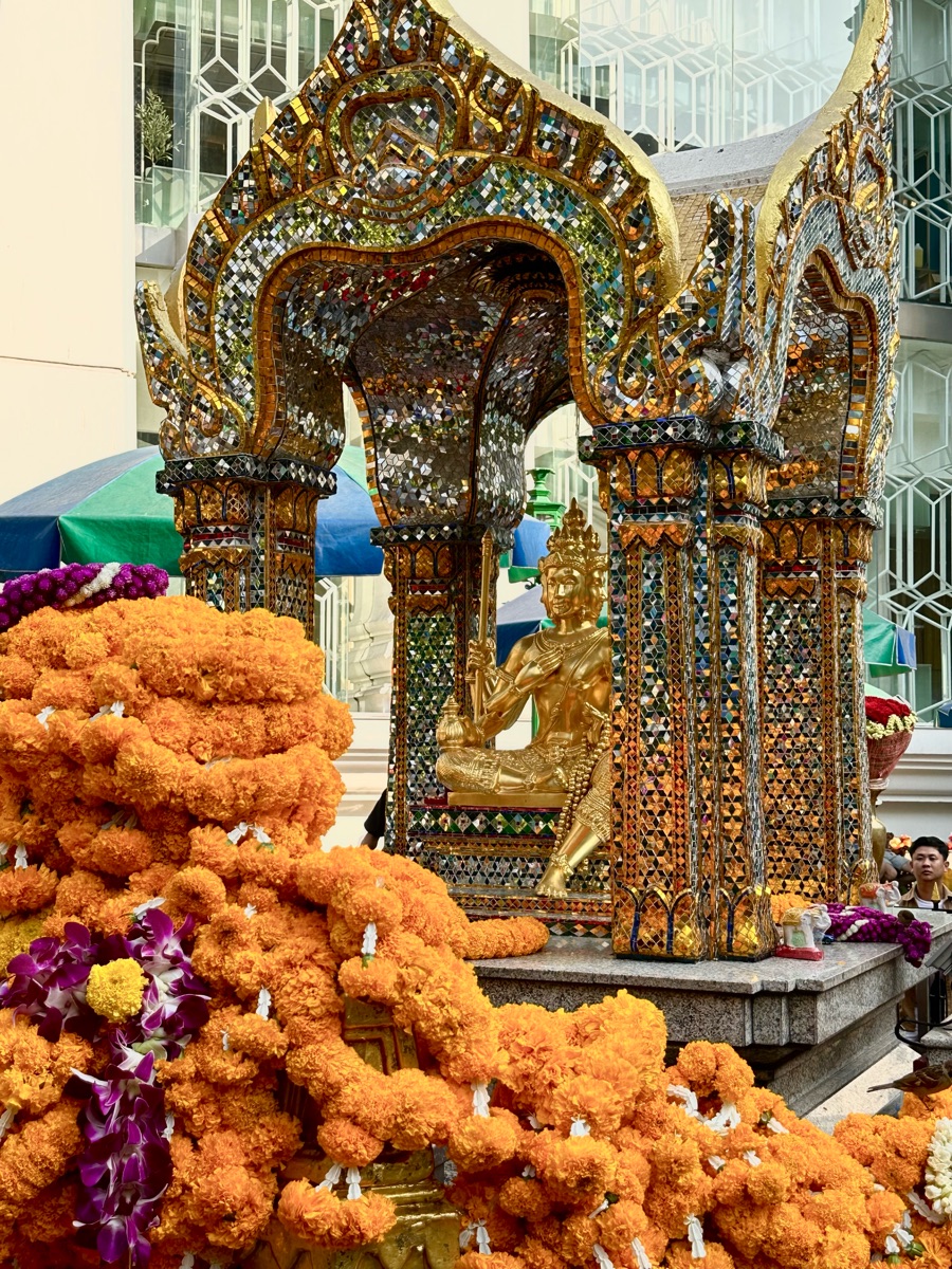 曼谷四面佛 (Thao Maha Brahma) | 去趣 chicTrip