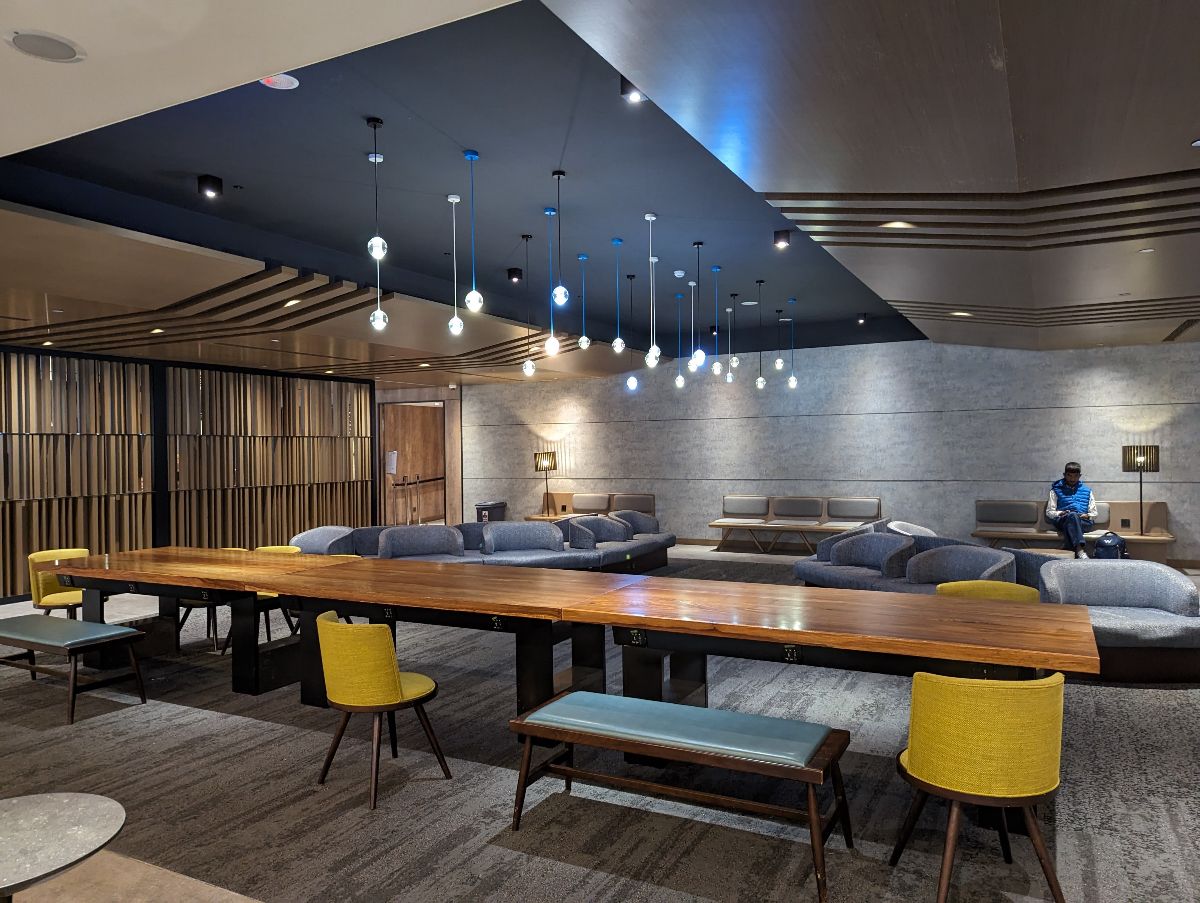 臺灣桃園國際機場旅客服務中心第二航廈服務櫃台 | 去趣 chicTrip