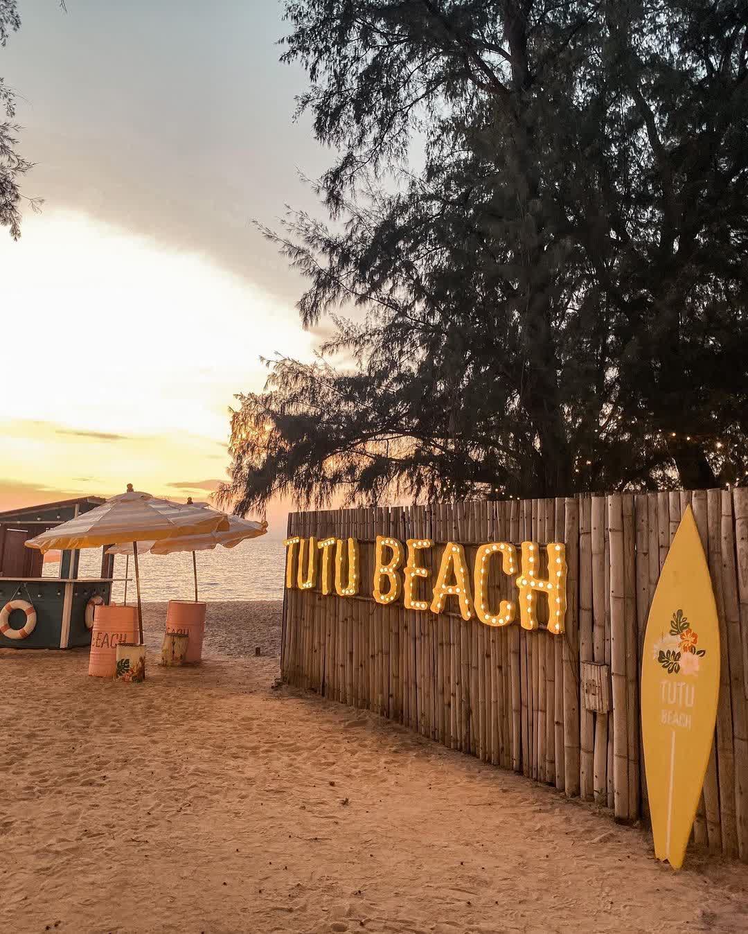 Tutu Beach 粉色沙灘海景咖啡 | 去趣 chicTrip