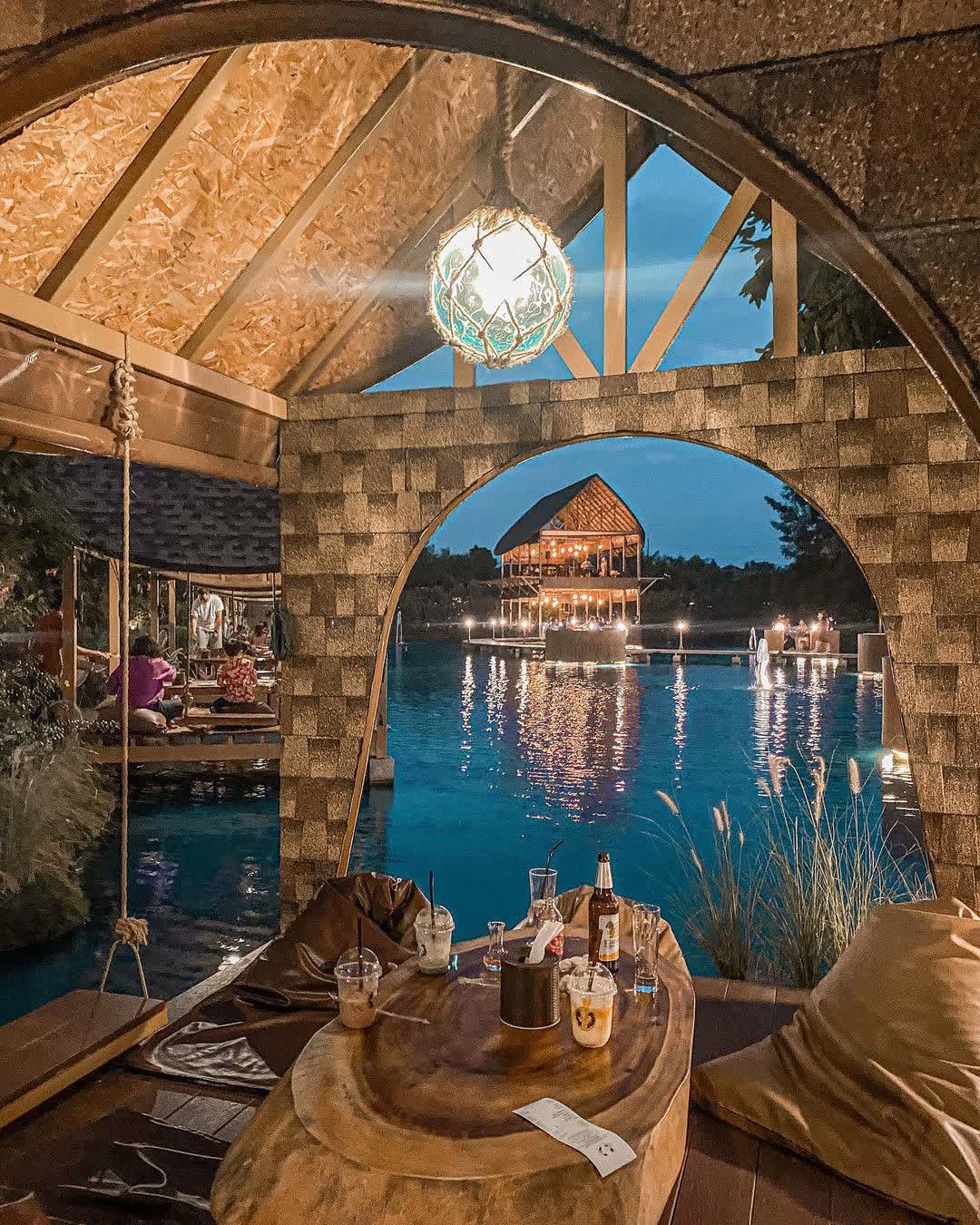 Bubble in the Forest Cafe | 去趣 chicTrip