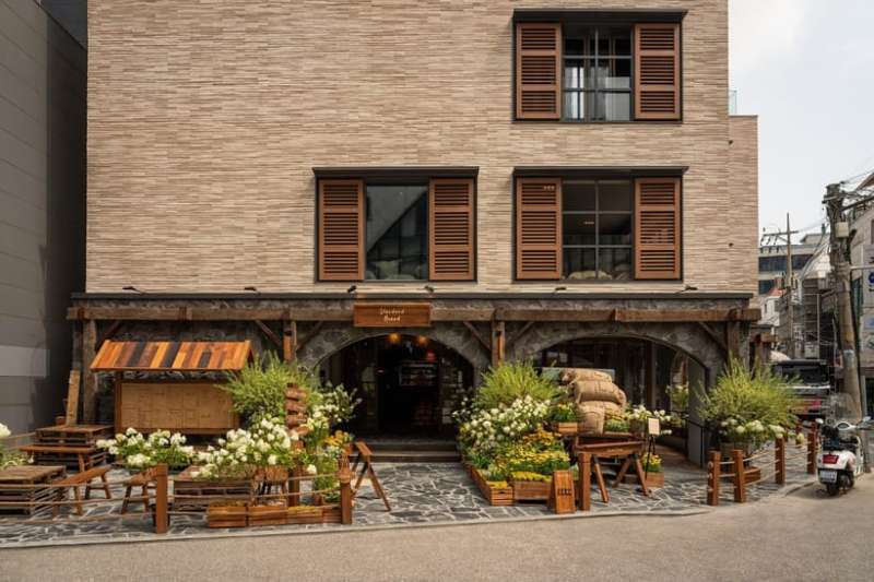 Standard Bread | 去趣 chicTrip